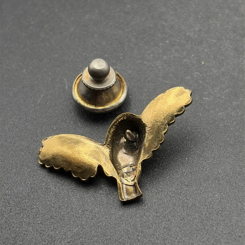 Owl Flying Gold‎ Bronze Tone Lapel Hat Pin